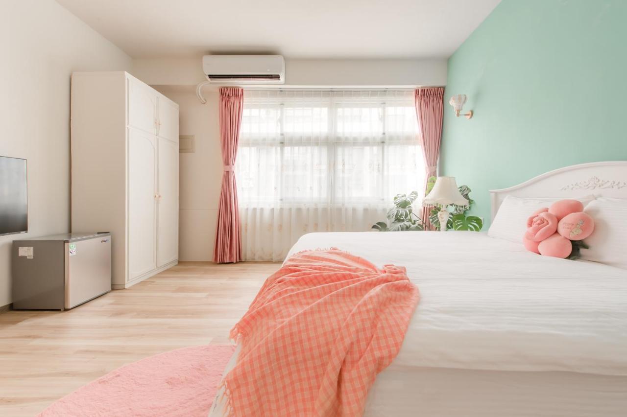 Purple Flower House 台南 エクステリア 写真